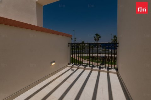 Adosado en Dubai, 4 dormitorios, 145.1 m², № 113180 - foto 11