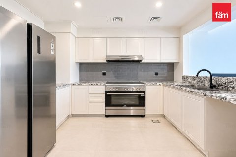 Adosado en Dubai, 4 dormitorios, 145.1 m², № 113180 - foto 12