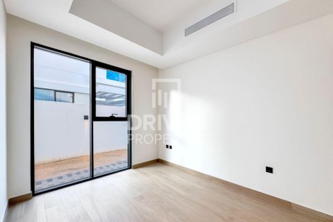 Maison de ville à Damac Lagoons, Dubai, 5 chambres, 301.93 m², № 128390 - photo 7
