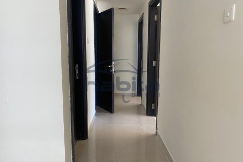 Apartment in Dubai Marina, Dubai 2 bedrooms, 120.9 sq.m. № 7672 - photo 12