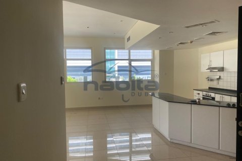 Apartment in Dubai Marina, Dubai 2 bedrooms, 120.9 sq.m. № 7672 - photo 2