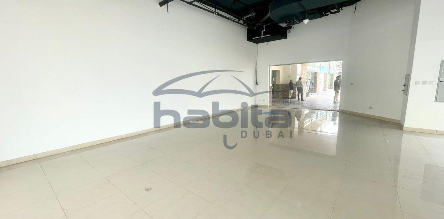Shop in Jumeirah, Dubai 109 sq.m. № 7685