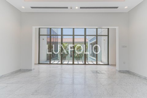 Купить виллу в District One, Мохаммед Бин Рашид Сити, Дубай: 5 спален, 724м², № 45797 - фото 16