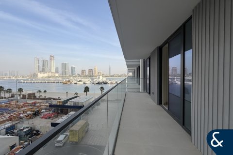 Снять в аренду квартиру в EMAAR Beachfront, Dubai Harbour, Дубай: 2 спальни, 122м², № 98766 - фото 11