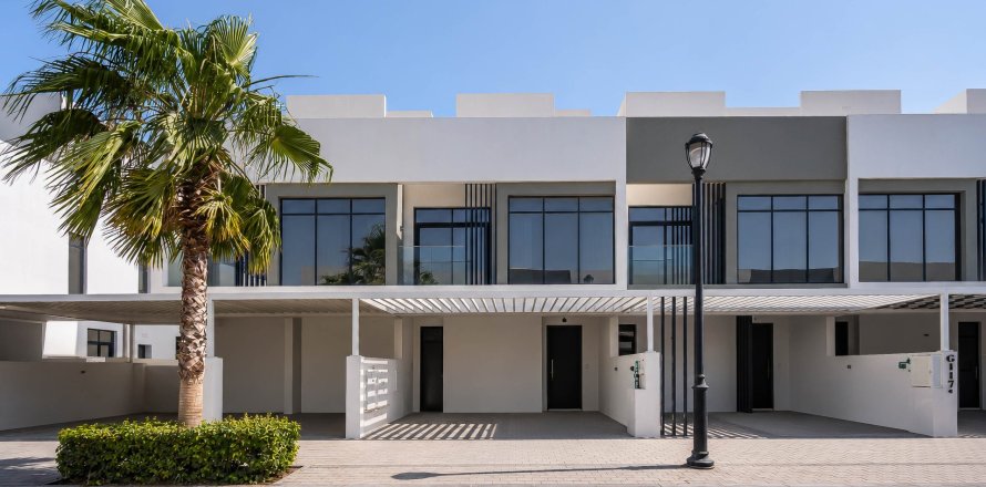 Villa à Jumeirah Luxury, Jumeirah Golf Estates, Dubai, 4 chambres, 318.6 m², № 142274