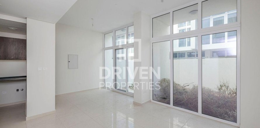Maison de ville à Dubai, 5 chambres, 227.8 m², № 130059