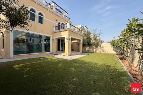 Villa en Jumeirah Park, Dubai, 4 dormitorios, 510 m², № 99433