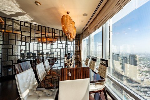 Apartment in Burj Khalifa, Dubai 2 bedrooms, 177.35182700 sq.m. № 111225 - photo 8