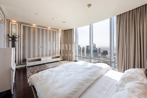 Apartment in Burj Khalifa, Dubai 2 bedrooms, 177.35182700 sq.m. № 111225 - photo 11