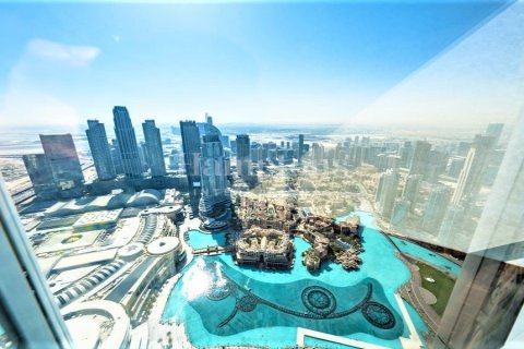 Apartment in Burj Khalifa, Dubai 2 bedrooms, 177.35182700 sq.m. № 111225 - photo 12