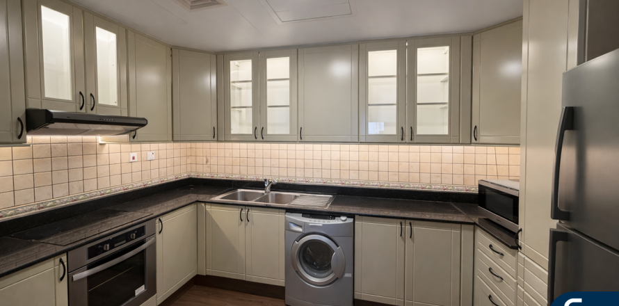 Квартира в Дубай Марине, Дубай, 1 спальня, 80м², № 91653