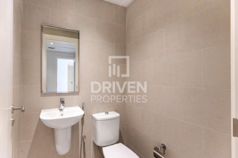 Apartamento en Umm Suqeim 3, Umm Suqeim, Dubai, 2 dormitorios, 120.31 m², № 136567 - foto 17