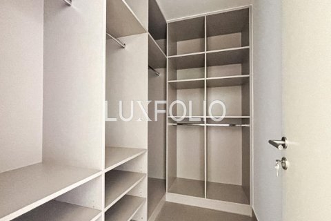 Снять в аренду таунхаус в Maple at Dubai Hills Estate, Дубай Хилс Эстейт, Дубай: 3 спальни, 194м², № 46337 - фото 13