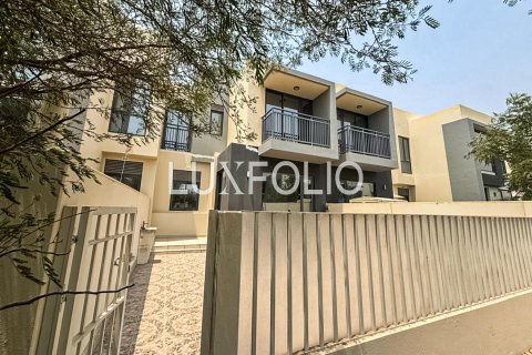 Снять в аренду таунхаус в Maple at Dubai Hills Estate, Дубай Хилс Эстейт, Дубай: 3 спальни, 194м², № 46337 - фото 17