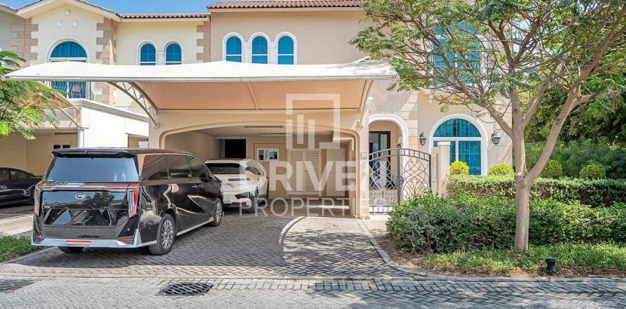 Maison de ville à Green Community Motor City, Motor City, Dubai, 5 chambres, 449.56 m², № 140893