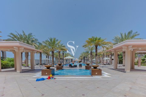 Apartment in The Crescent, Palm Jumeirah, Dubai 1 bedroom, 104 sq.m. № 114578 - photo 8