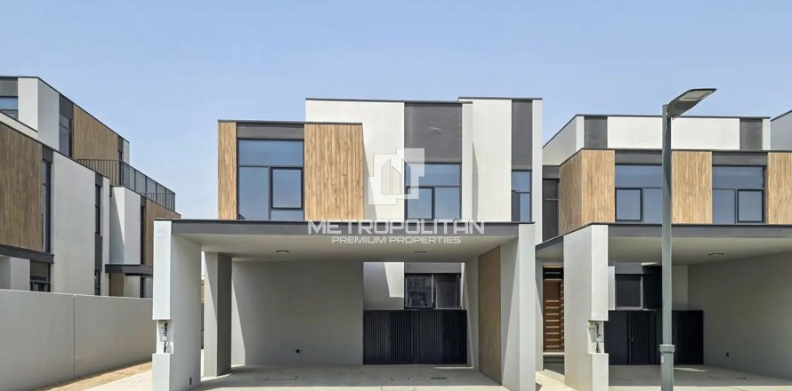 Adosado en Mudon, Dubai, 4 dormitorios, 254 m², № 73958