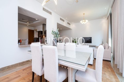 Appartement à The Crescent, Palm Jumeirah, Dubai, 2 chambres, 257 m², № 45623 - photo 3