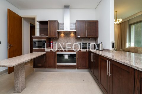 Appartement à The Crescent, Palm Jumeirah, Dubai, 2 chambres, 257 m², № 45623 - photo 12