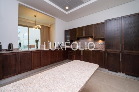 Appartement à The Crescent, Palm Jumeirah, Dubai, 2 chambres, 257 m², № 45623 - photo 11