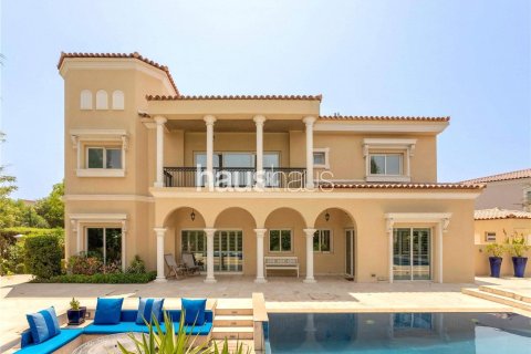 Villa à Dubai Investment Park, Dubai, 6 chambres, 673 m², № 43330 - photo 3