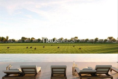 Villa en Dubai Investment Park, Dubai, 5 dormitorios, 800 m², № 43329 - foto 8