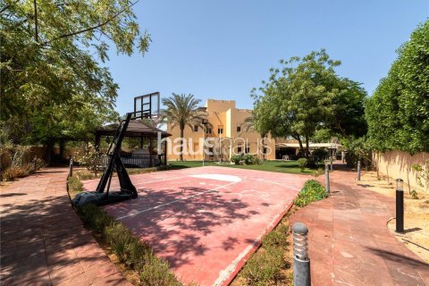 Villa à Arabian Ranches, Dubai, 7 chambres, 690 m², № 43339