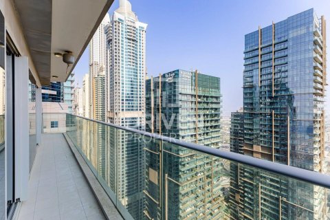 Снять в аренду квартиру в Damac Heights, Дубай Марина, Дубай: 2 спальни, 162.67м², № 128943 - фото 18