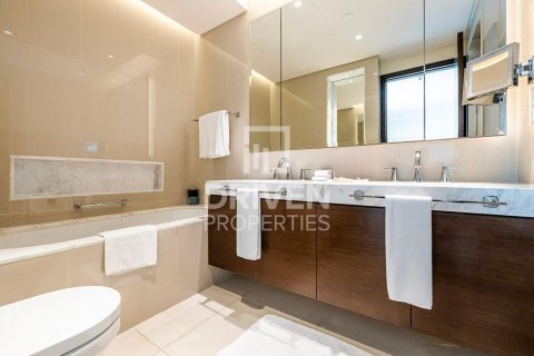 Снять в аренду квартиру в The Address Residence Fountain Views, Даунтаун Дубай (Даунтаун Бурдж Дубай), Дубай: 2 спальни, 134.9м², № 137015 - фото 6