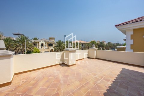 Villa en Garden Homes, Palm Jumeirah, Dubai, 5 dormitorios, 657 m², № 139076 - foto 10