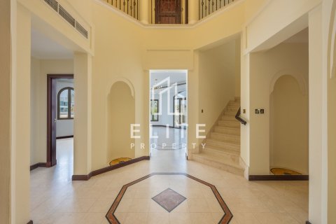 Villa en Garden Homes, Palm Jumeirah, Dubai, 5 dormitorios, 657 m², № 139076 - foto 6