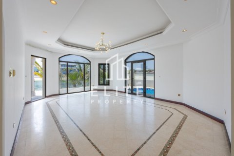 Villa en Garden Homes, Palm Jumeirah, Dubai, 5 dormitorios, 657 m², № 139076 - foto 4