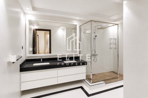 Villa en Living Legends, Dubai, 4 dormitorios, 903 m², № 139068 - foto 4