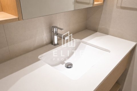 Apartment in The Views, Dubai 1 bedroom, 70 sq.m. № 139067 - photo 15