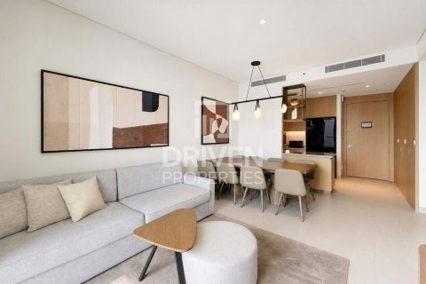 Снять в аренду квартиру в Vida Residences Dubai Mall, Даунтаун Дубай (Даунтаун Бурдж Дубай), Дубай: 3 спальни, 141.21м², № 128520 - фото 4