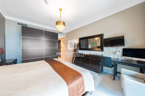 Apartment in Dubai 3 bedrooms, 215 sq.m. № 73692 - photo 12