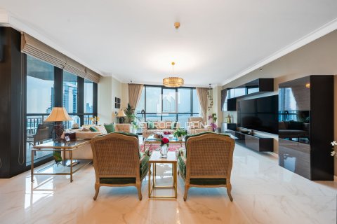 Apartment in Dubai 3 bedrooms, 215 sq.m. № 73692 - photo 5