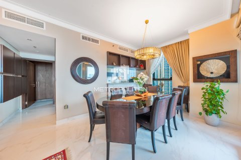 Apartment in Dubai 3 bedrooms, 215 sq.m. № 73692 - photo 7