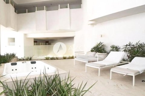 Apartment in FIVE at Jumeirah Village Circle, Jumeirah Village Circle, Dubai 1 bedroom, 150.5 sq.m. № 38467 - photo 14