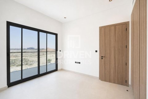 Купить квартиру в Дубай Студио-Сити, Дубай: 1 спальня, 79.9м², № 138628 - фото 4