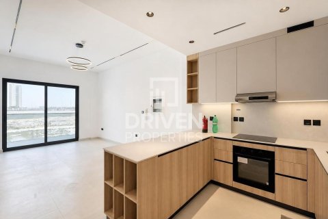 Купить квартиру в Дубай Студио-Сити, Дубай: 1 спальня, 79.9м², № 138628 - фото 8