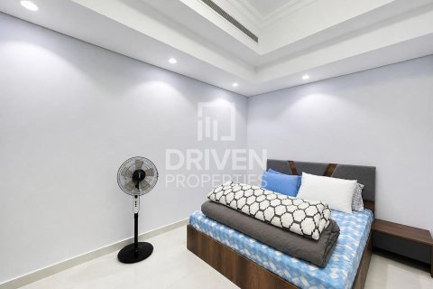 Appartement à Jumeirah Lake Towers, Dubai, 2 chambres, 183.76 m², № 142898 - photo 5
