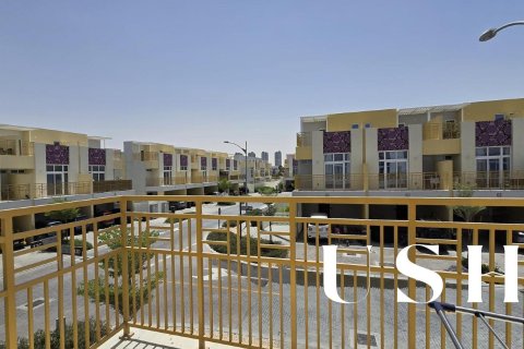 Maison de ville à DAMAC Hills (Akoya by DAMAC), Dubai, 3 chambres, 143 m², № 42352