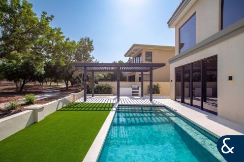 Villa à Jumeirah Golf Estates, Dubai, 5 chambres, 527 m², № 98614 - photo 6