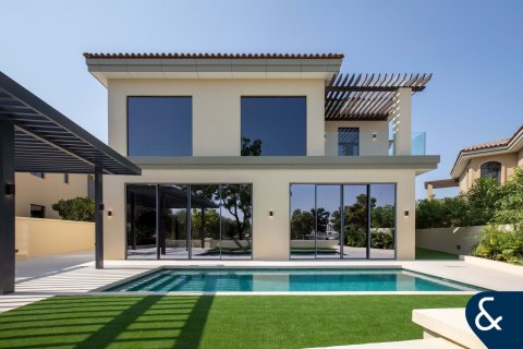 Villa à Jumeirah Golf Estates, Dubai, 5 chambres, 527 m², № 98614 - photo 2