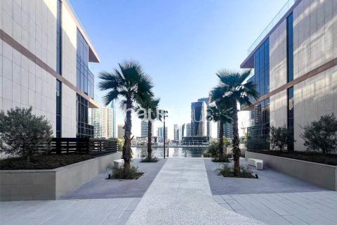 Apartment in Business Bay, Dubai 2 bedrooms, 126 sq.m. № 43583 - photo 8