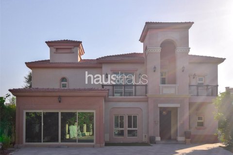Villa en Jumeirah Islands, Dubai, 4 dormitorios, 543 m², № 44307 - foto 2