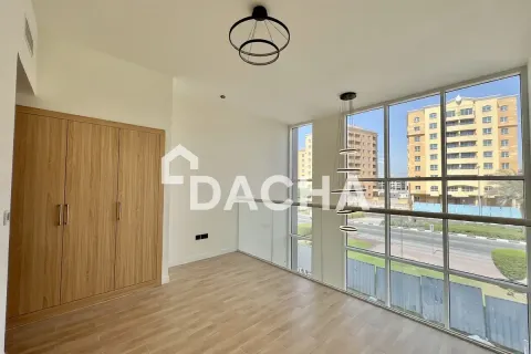 Купить таунхаус в Дубай Инвестмент Парке, Дубай: 4 спальни, 245м², № 104824 - фото 12