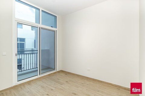 Townhouse in Dubai Sports City, Dubai 4 bedrooms, 173.6 sq.m. № 141927 - photo 8