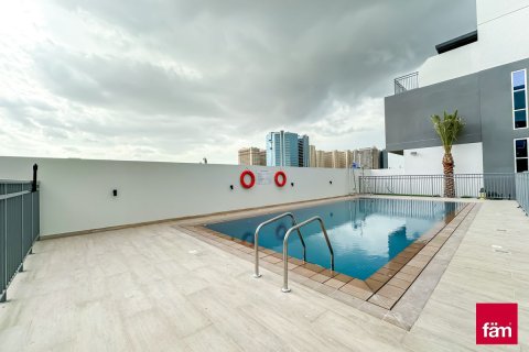 Townhouse in Dubai Sports City, Dubai 4 bedrooms, 173.6 sq.m. № 141927 - photo 24